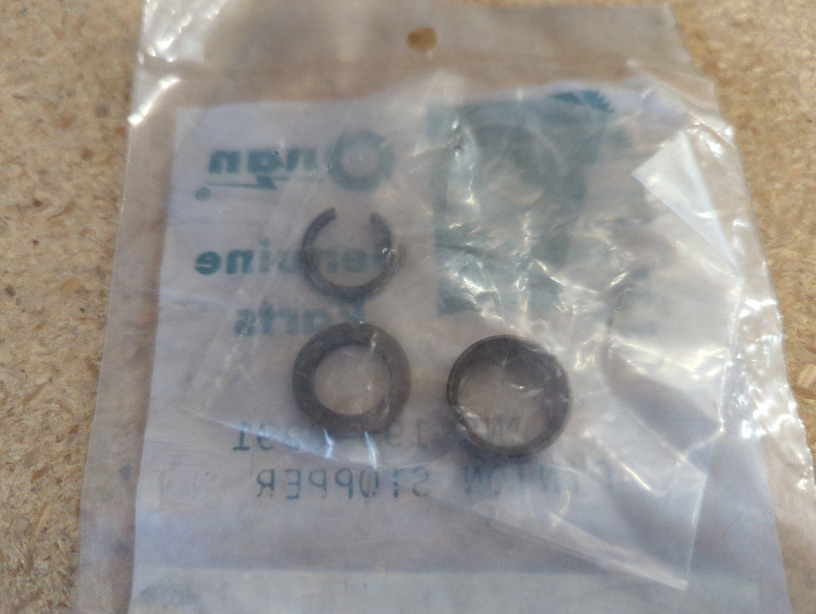 C22442 PINION STOPPER ONAN 191-0991 - Ingersoll/Case Tractor Part