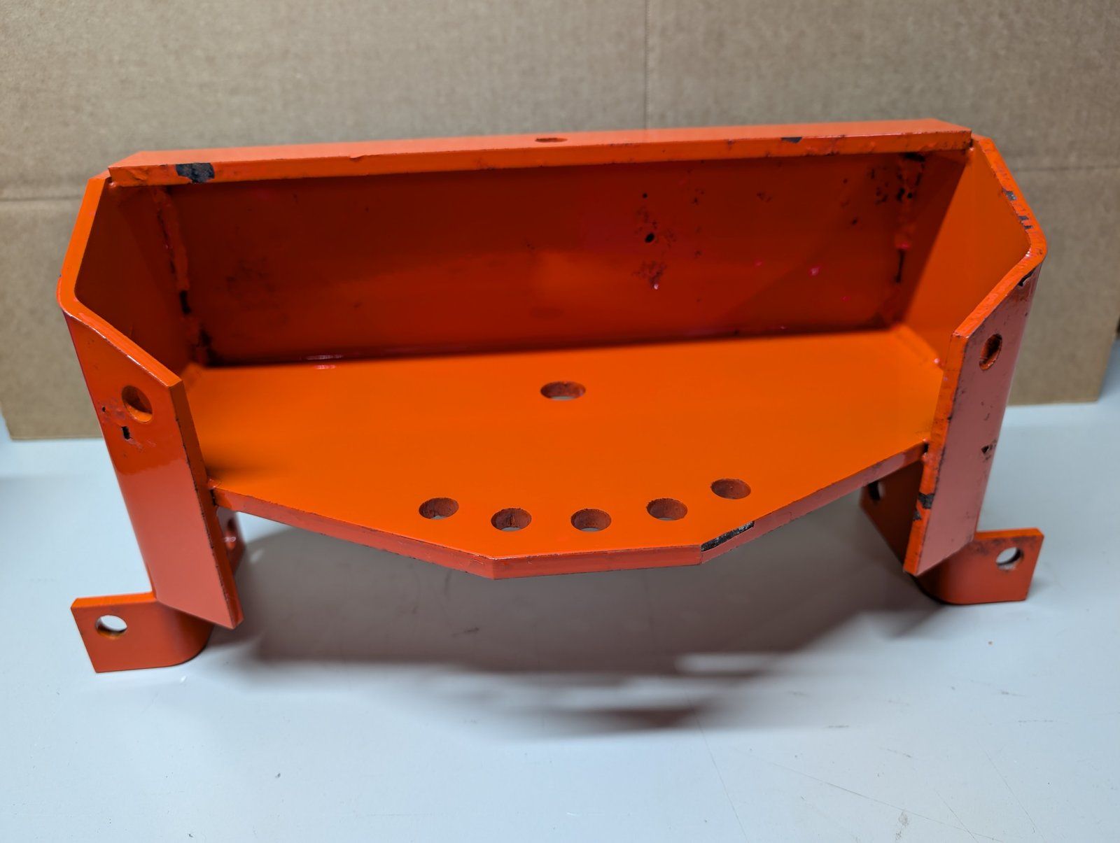 C22741 BRACKET - PIVOT (UB44/54) - Ingersoll/Case Tractor Part