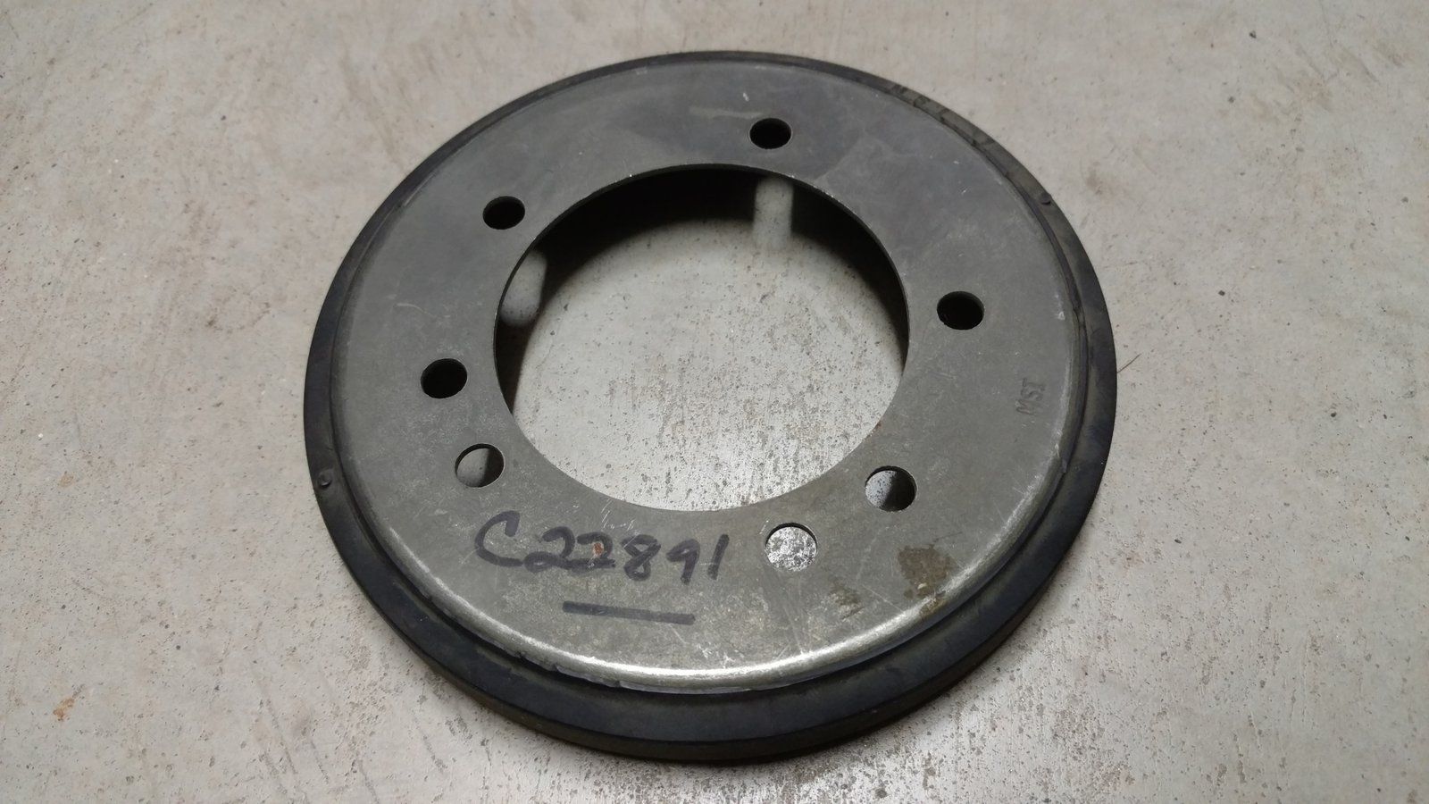 C22891 FRICTION WHEEL 80XI - Ingersoll/Case Tractor Part