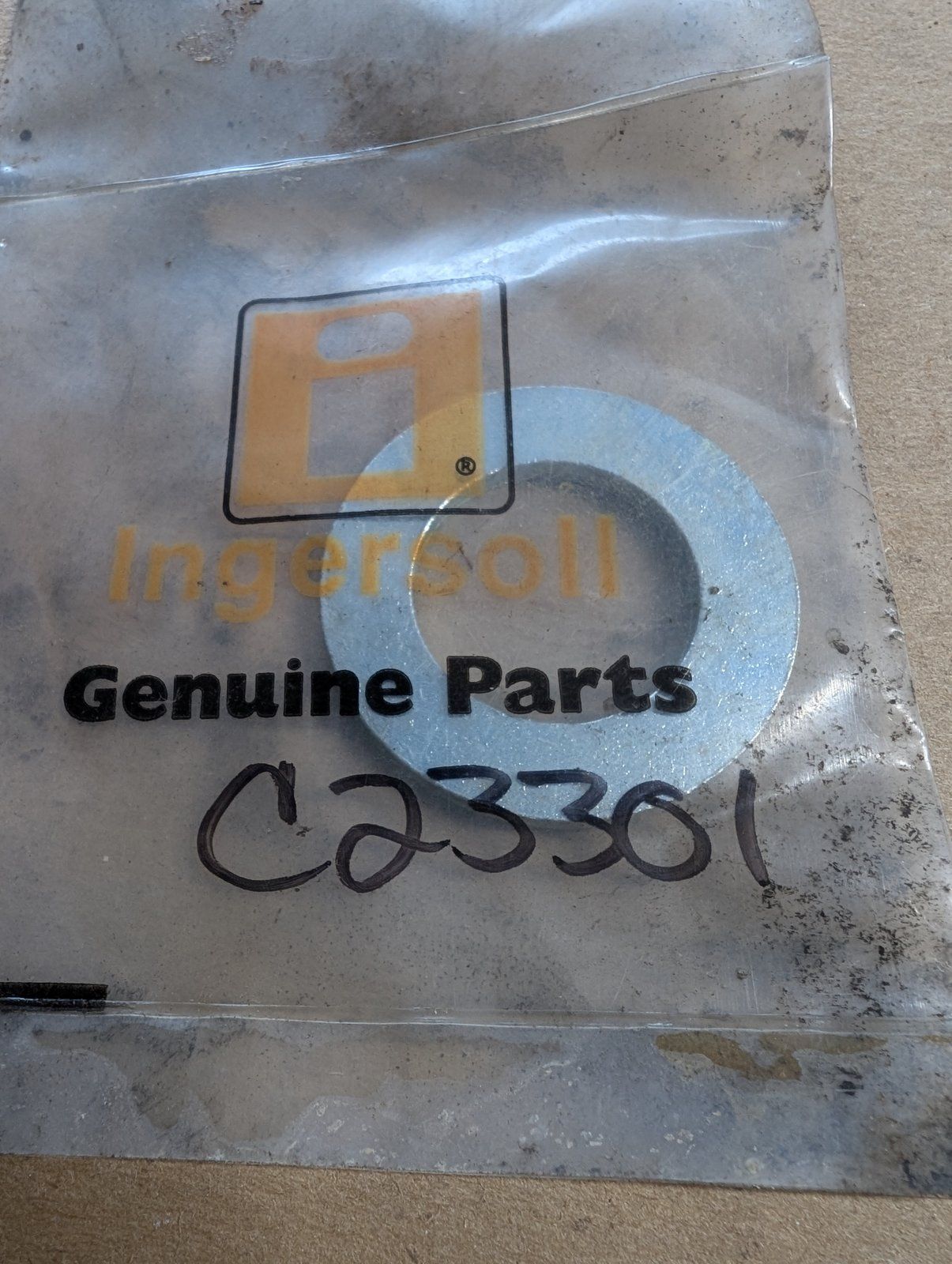 C23301 WASHER .890x1.50x.105 - Ingersoll/Case Tractor Part