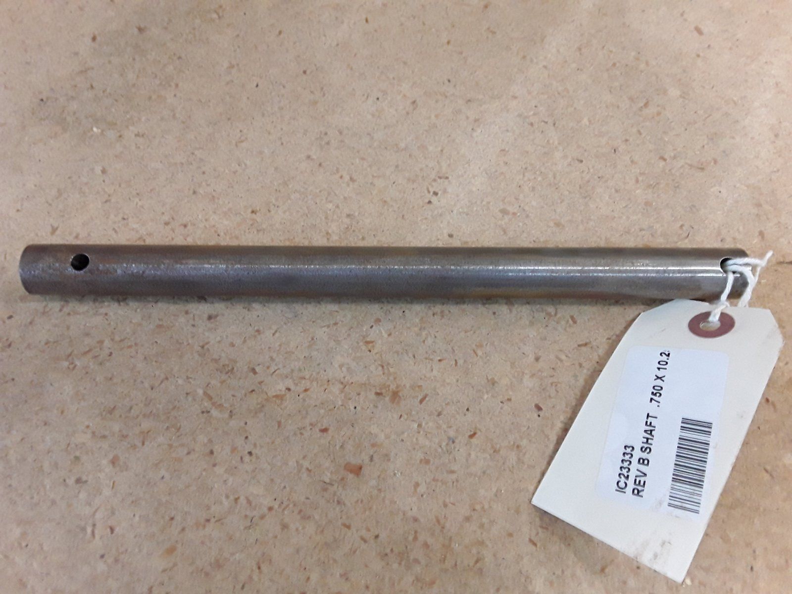 C23333 REV B SHAFT 750 X 10 25 CB07 - Ingersoll/Case Tractor Part