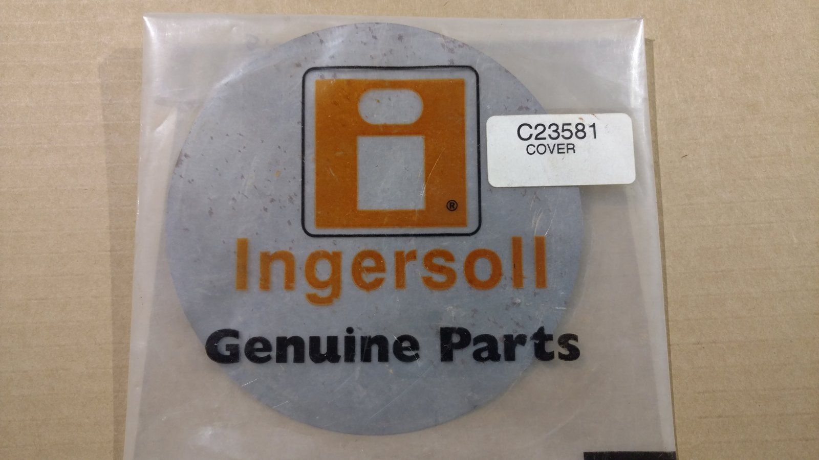 C23581 COVER - Muffler END - Ingersoll/Case Tractor Part