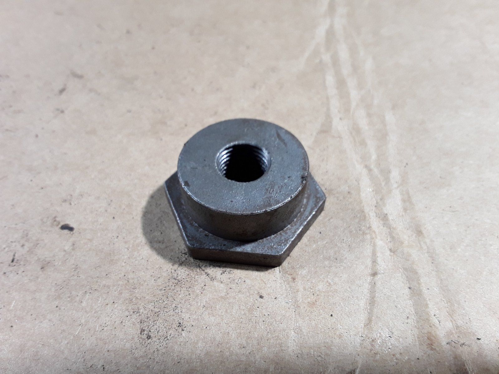 C23625 USED NUT - CLUTCH ADJUST - Ingersoll/Case Tractor Part