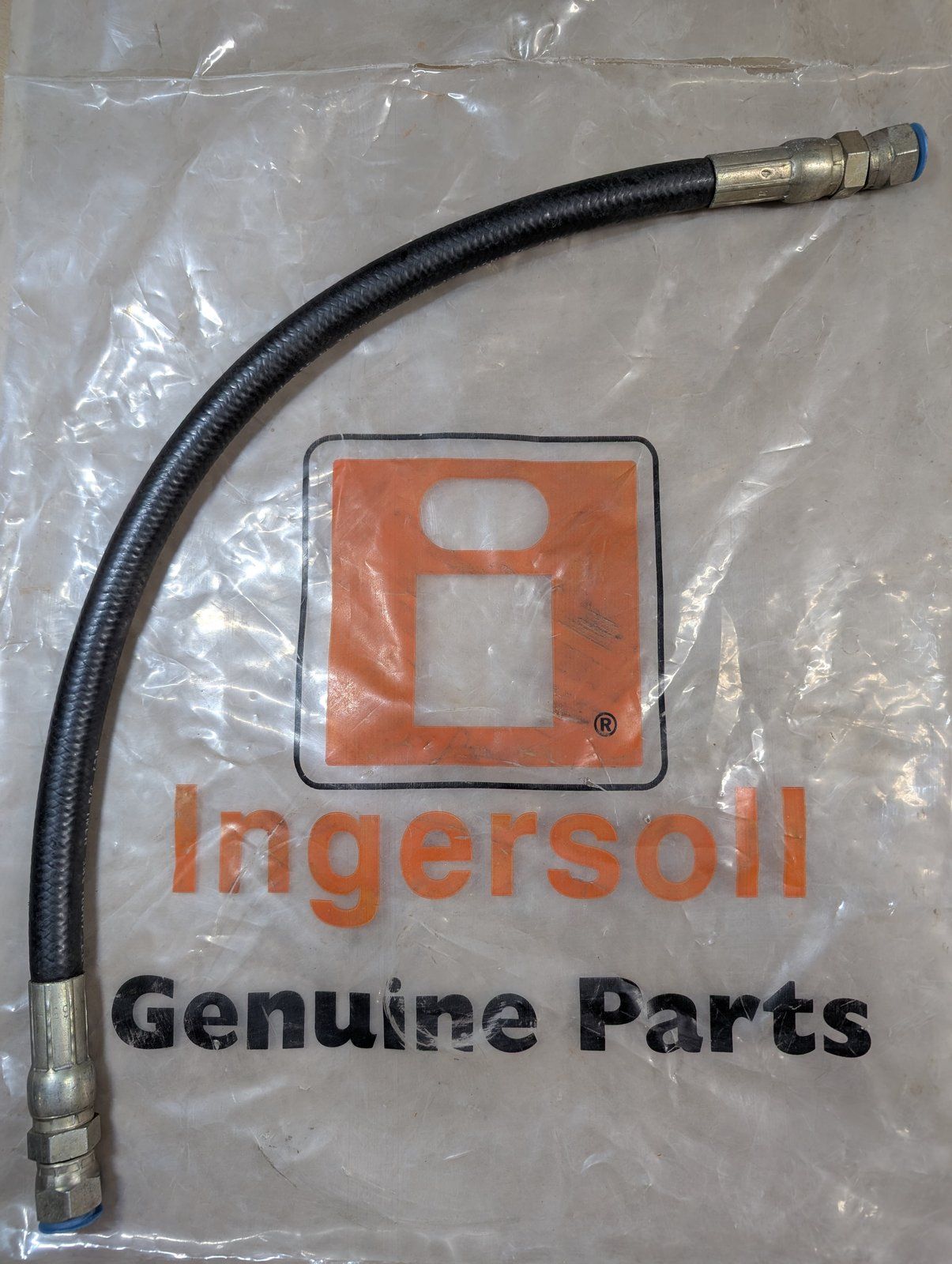 C23748 HOSE HYD 3/8 X 22.0 - Ingersoll/Case Tractor Part