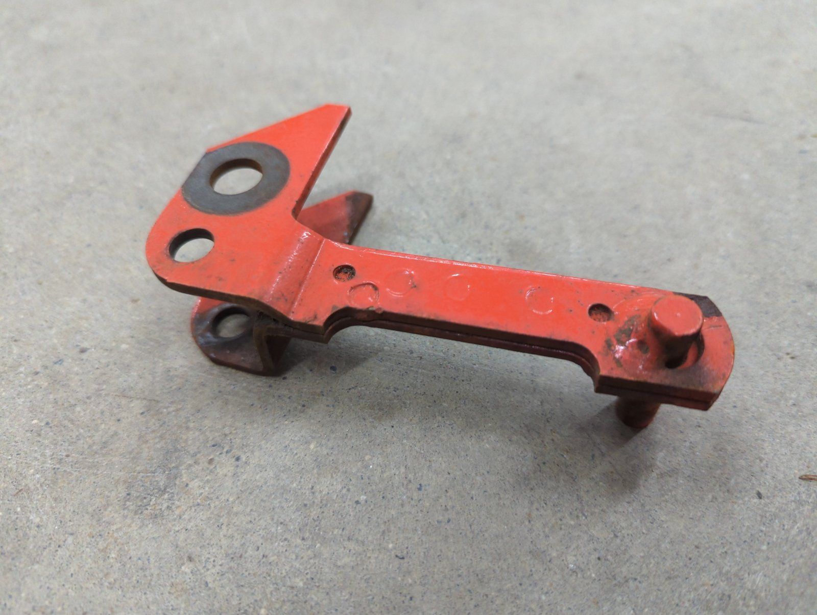 C23899 USED BRAKE ARM - Ingersoll/Case Tractor Part