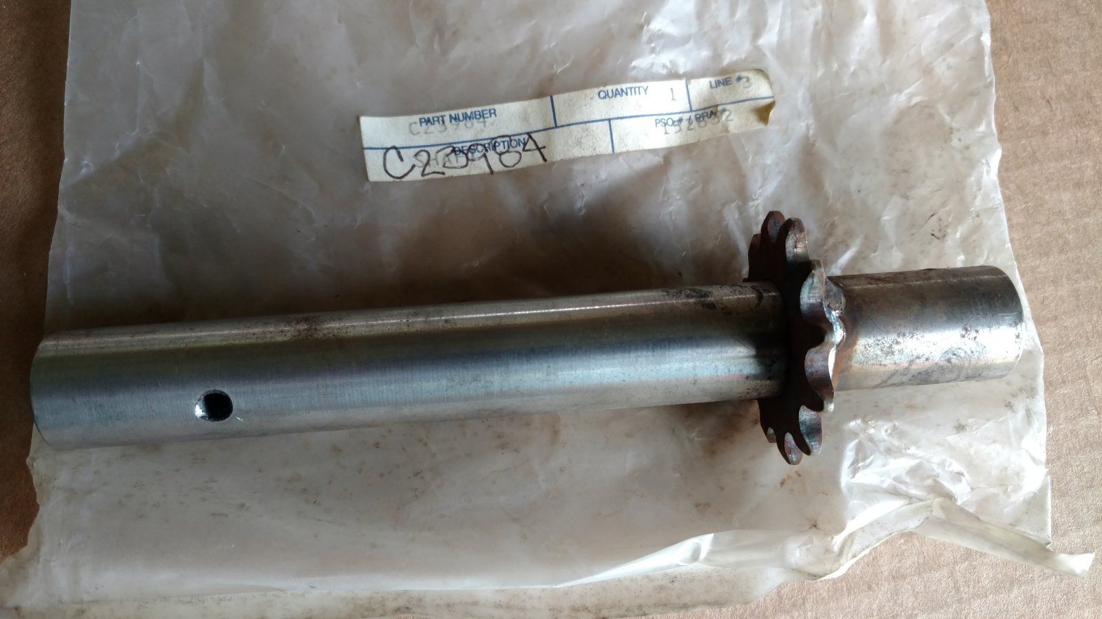 C23984 SHAFT WMT-PRIM DRIVE - Ingersoll/Case Tractor Part