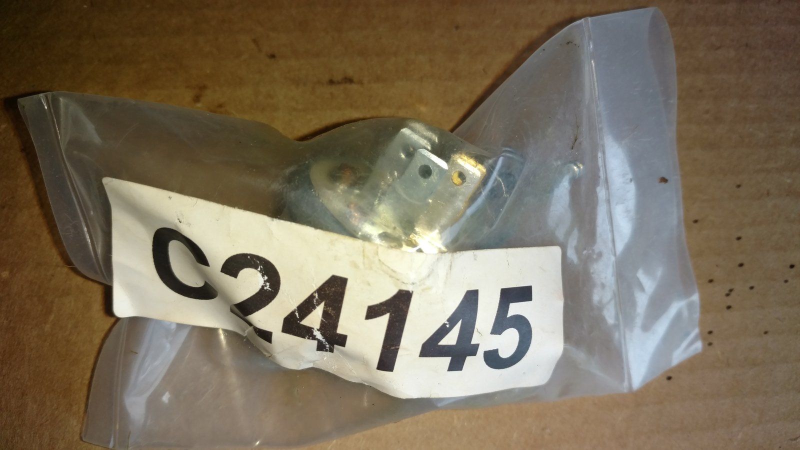 C24145 SWITCH - IGNITION C43914 C23249 G9002003 C37516 - Ingersoll/Case Tractor Part
