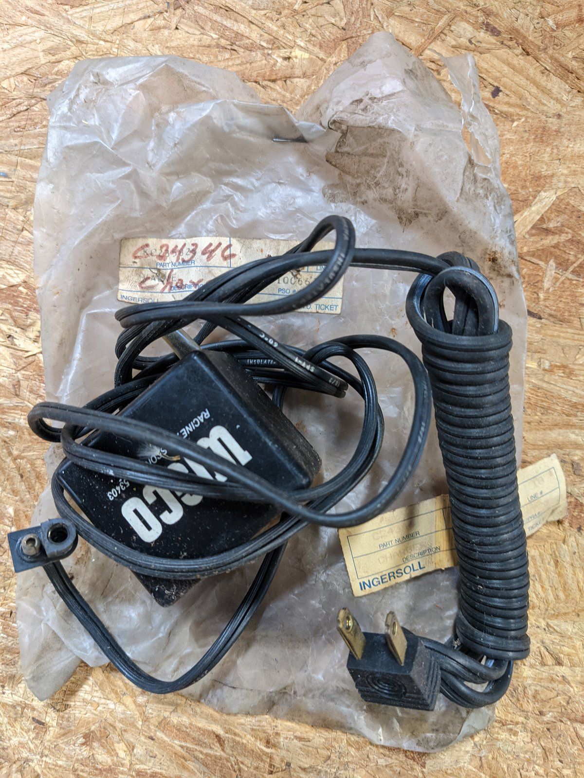 C24346 CHARGER - BATTERY - Ingersoll/Case Tractor Part
