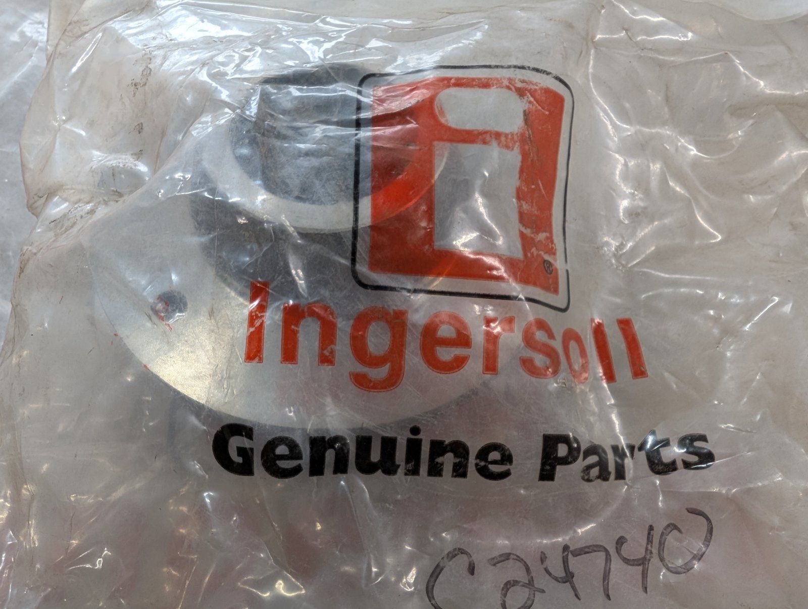 C24740 HOUSING-MOWER SPINDLE R.E. RIDE - Ingersoll/Case Tractor Part