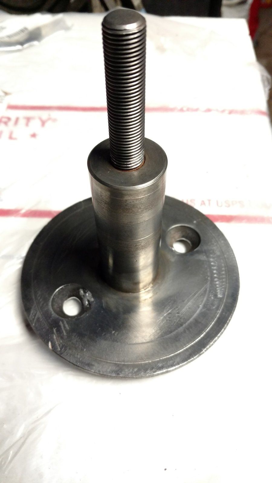 C24741 USED PTO CLUTCH HUB & STUD - ONAN ENGINE - Ingersoll/Case Tractor Part