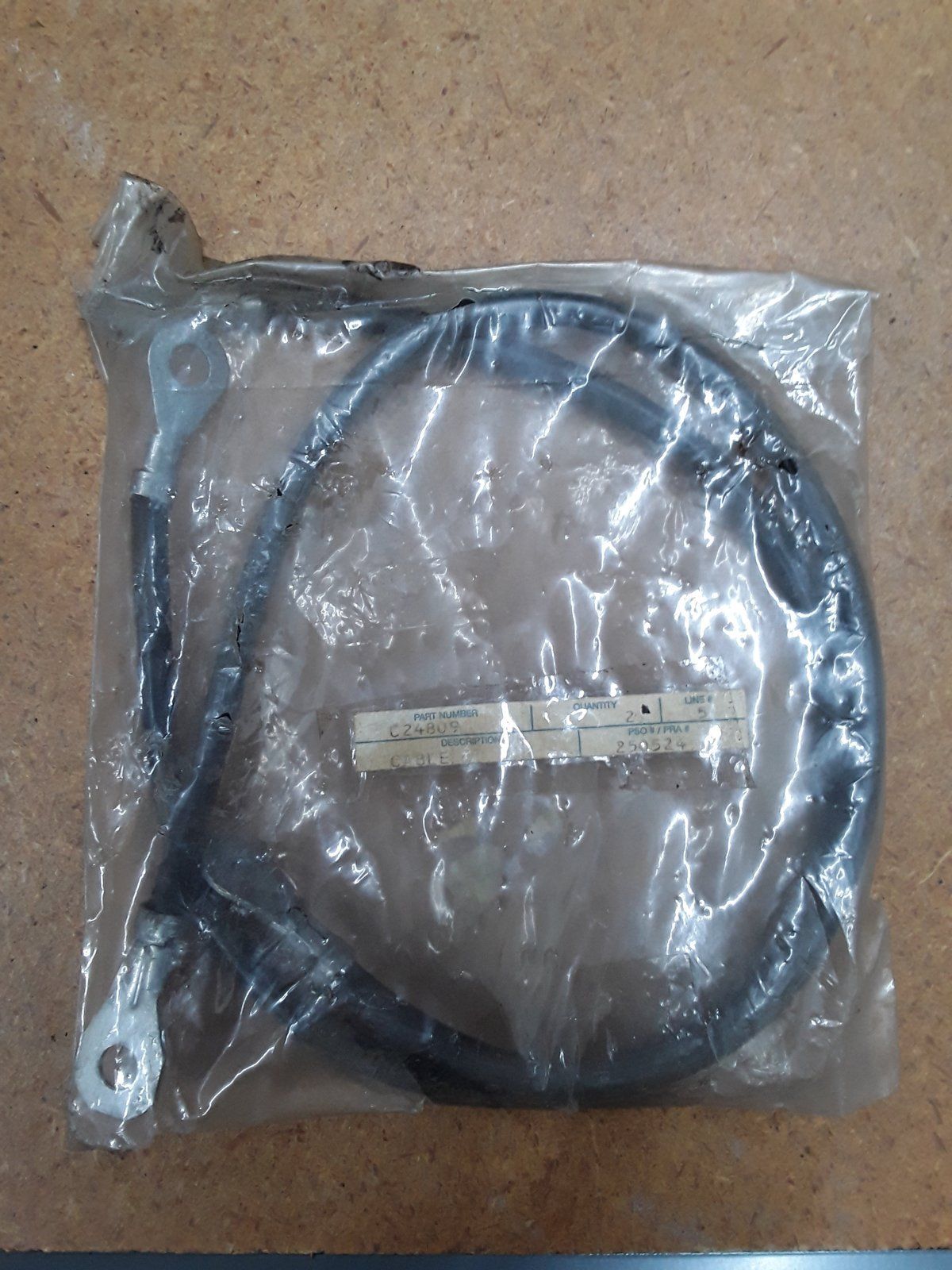 C24809 CABLE-BATTERY BLACK 12 - Ingersoll/Case Tractor Part