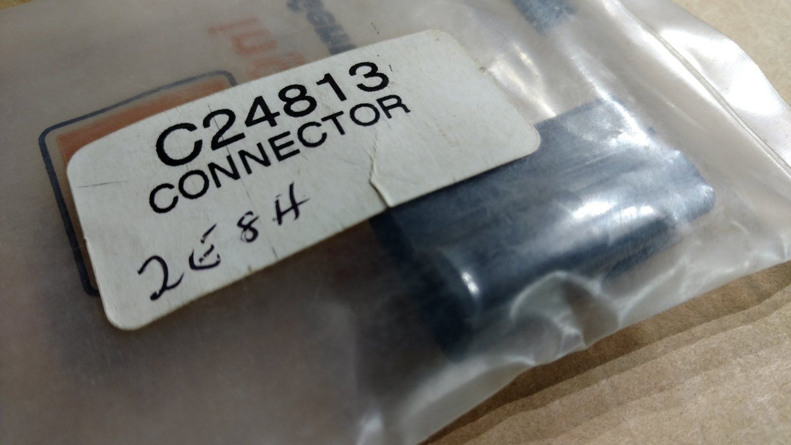 C24813 CONNECTOR - MALE 2 WAY - Ingersoll/Case Tractor Part