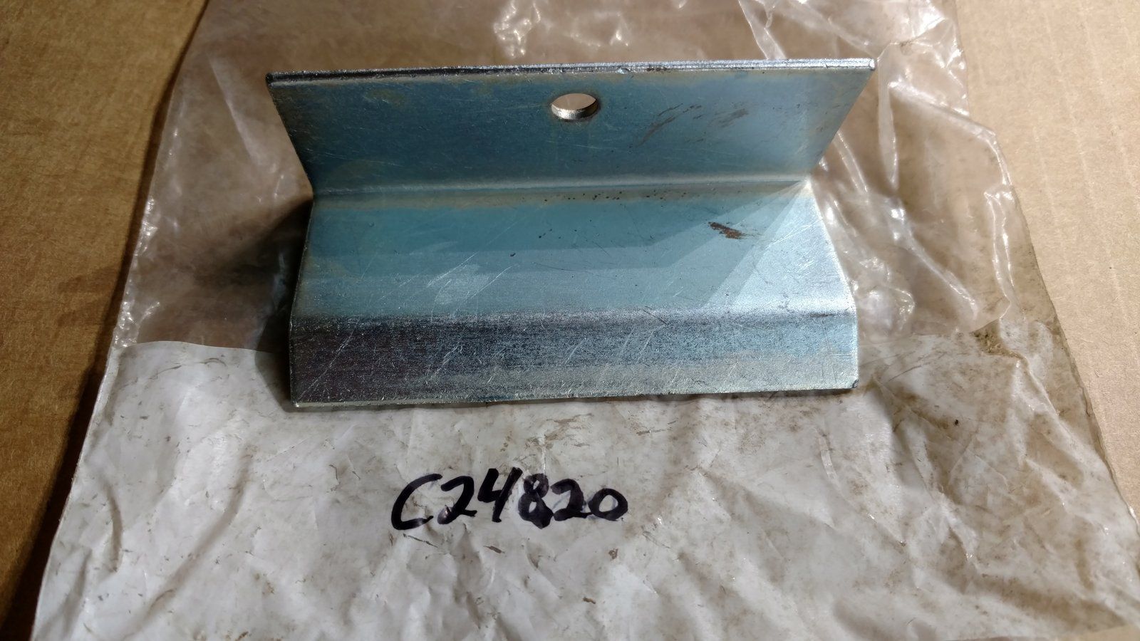 C24820 CLIP-BATTERY RETAINER-PLTD - Ingersoll/Case Tractor Part