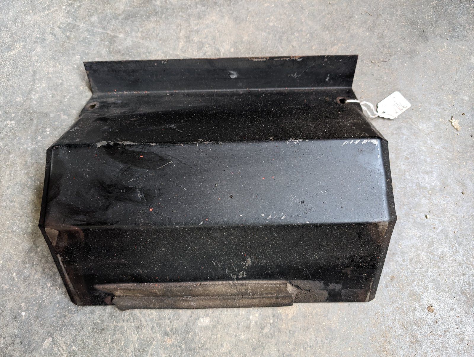 C24861 USED REAR COVER - Ingersoll/Case Tractor Part