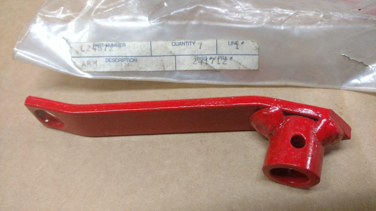 C24872 ARM - PTO ACTUATOR - Ingersoll/Case Tractor Part