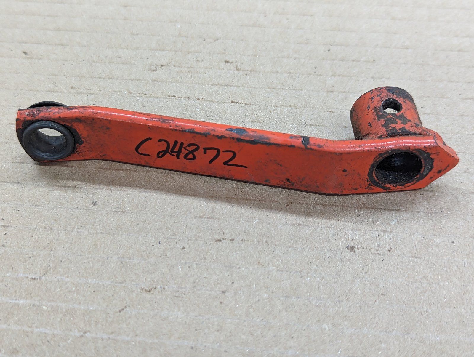 C24872 USED ARM - PTO ACTUATOR - Ingersoll/Case Tractor Part
