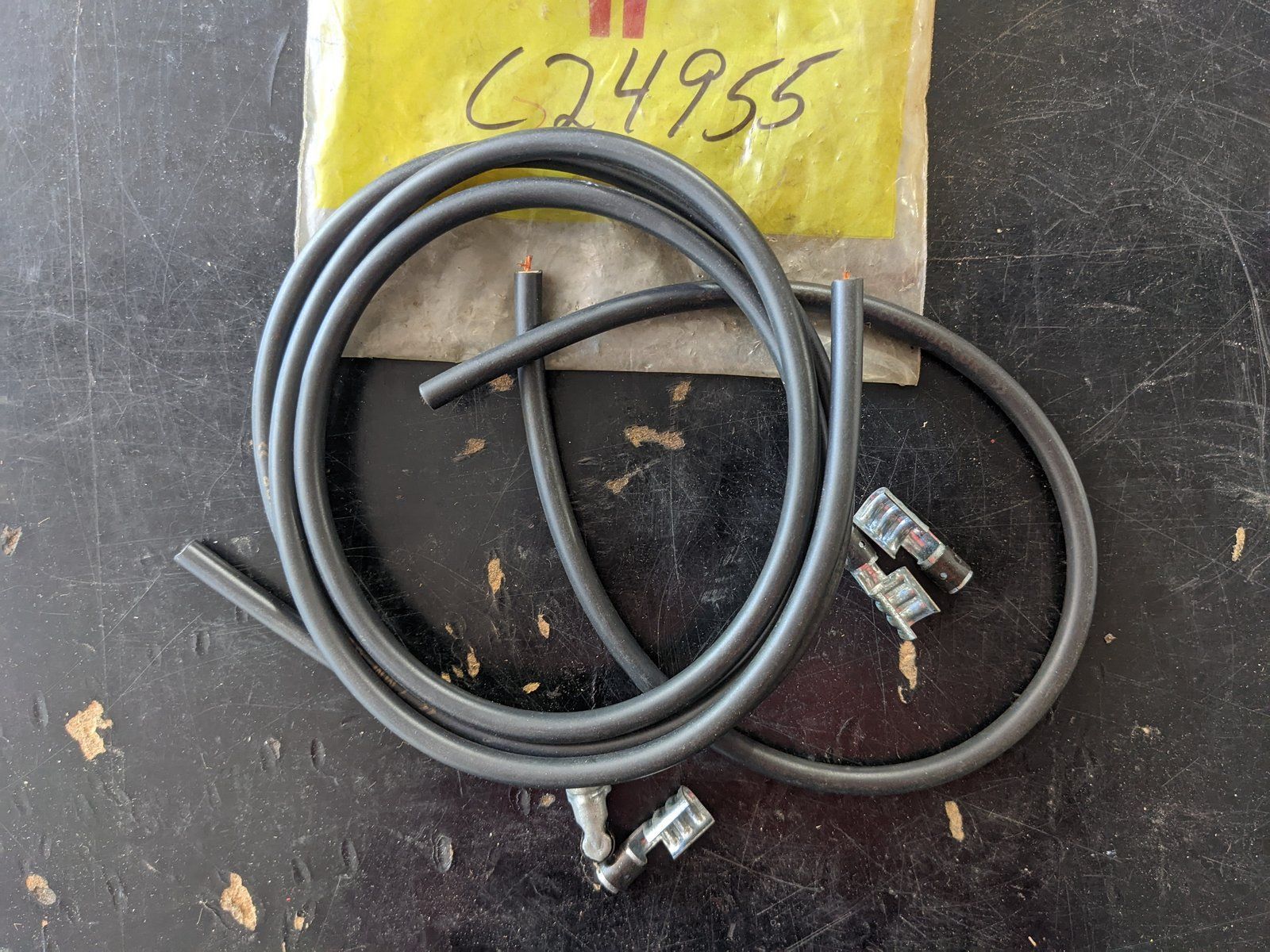 C24955 CABLE SPARK PLUG ONAN - Ingersoll/Case Tractor Part