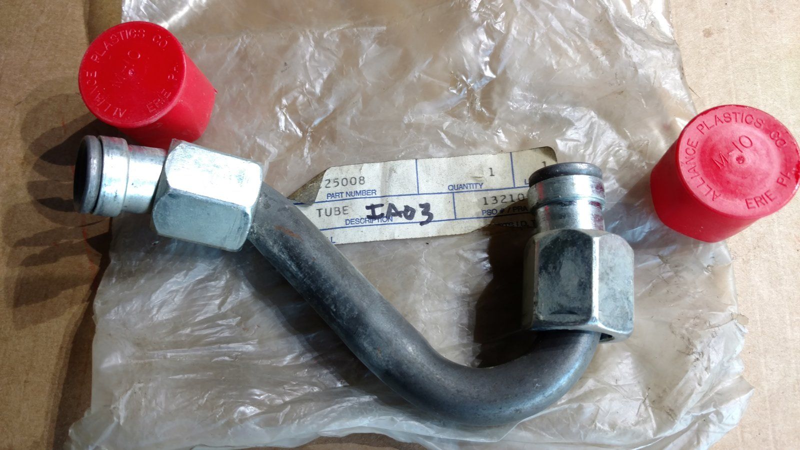 C25008 TUBE - HOLDING VALVE TO TRAVEL CONTROL VALVE - Ingersoll/Case Tractor Part