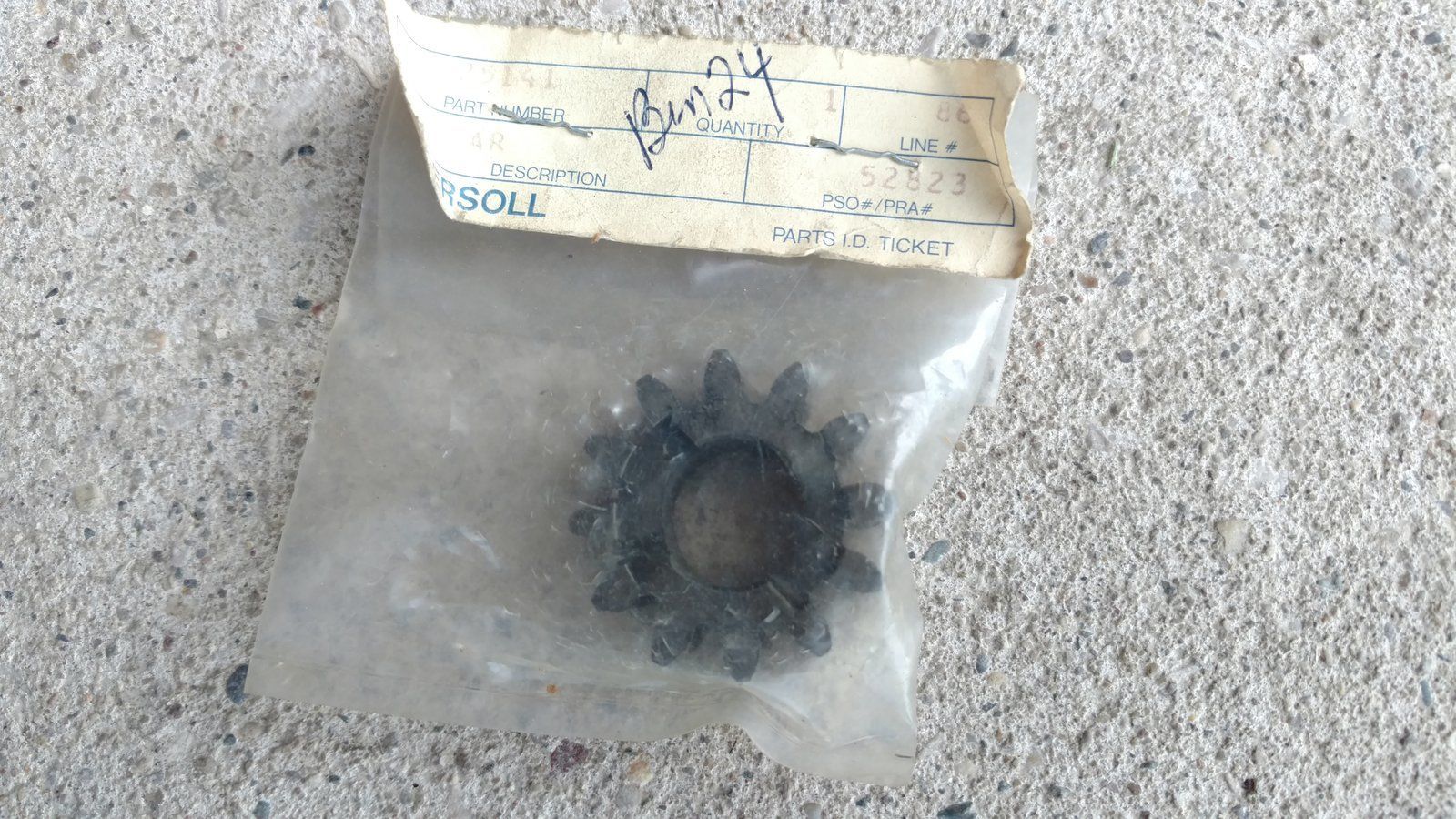 C25141 GEAR - RATCHET - SWEEPER - Ingersoll/Case Tractor Part