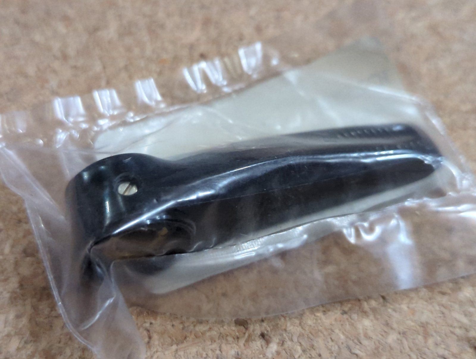 C25228 HANDLE - Ingersoll/Case Tractor Part