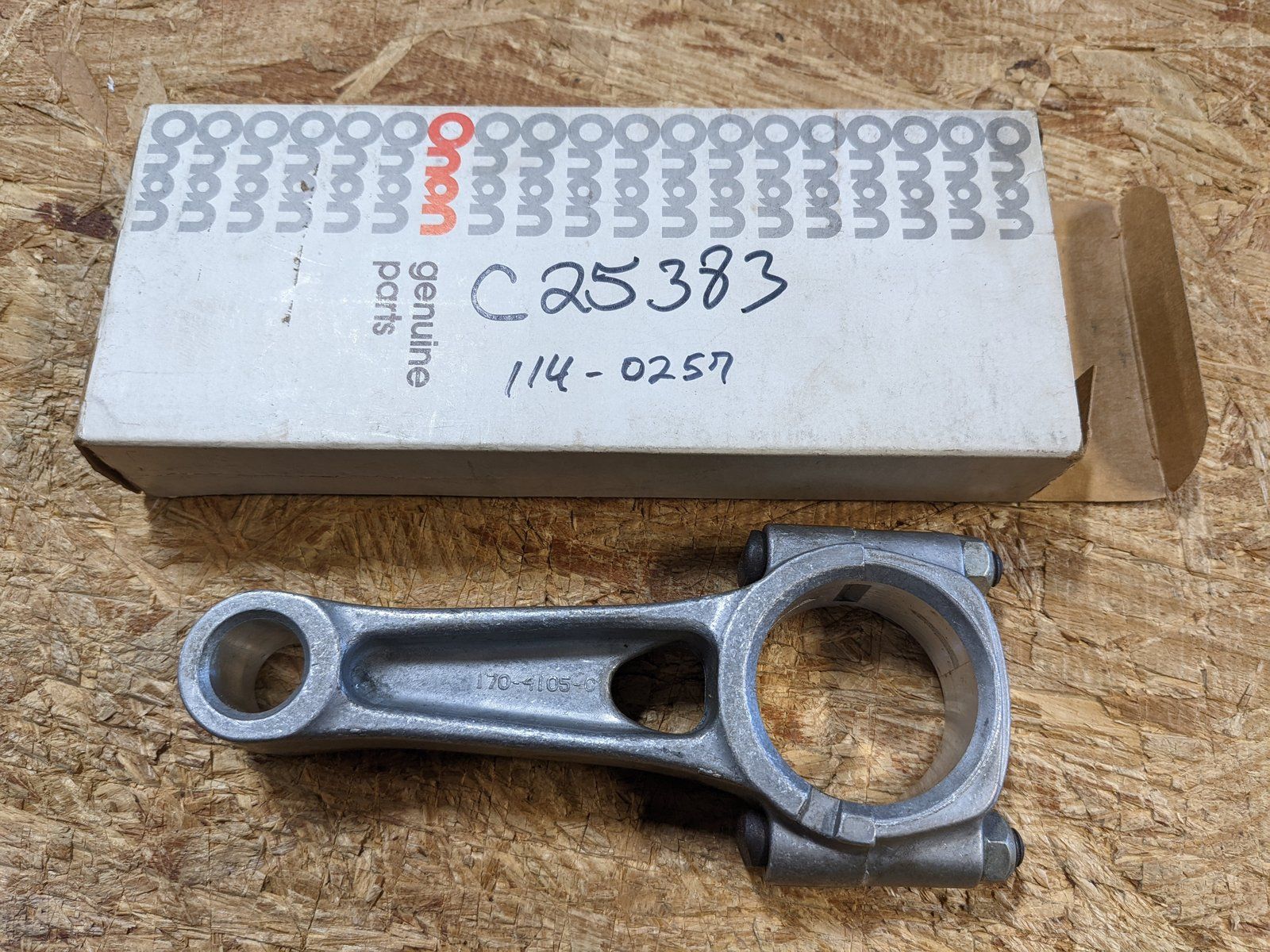 C25383 ONAN ROD 114-0257 - Ingersoll/Case Tractor Part