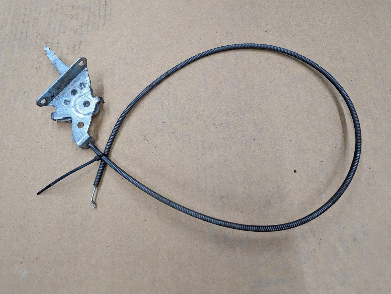 C25605 USED CONTROL - CHOKE - Ingersoll/Case Tractor Part