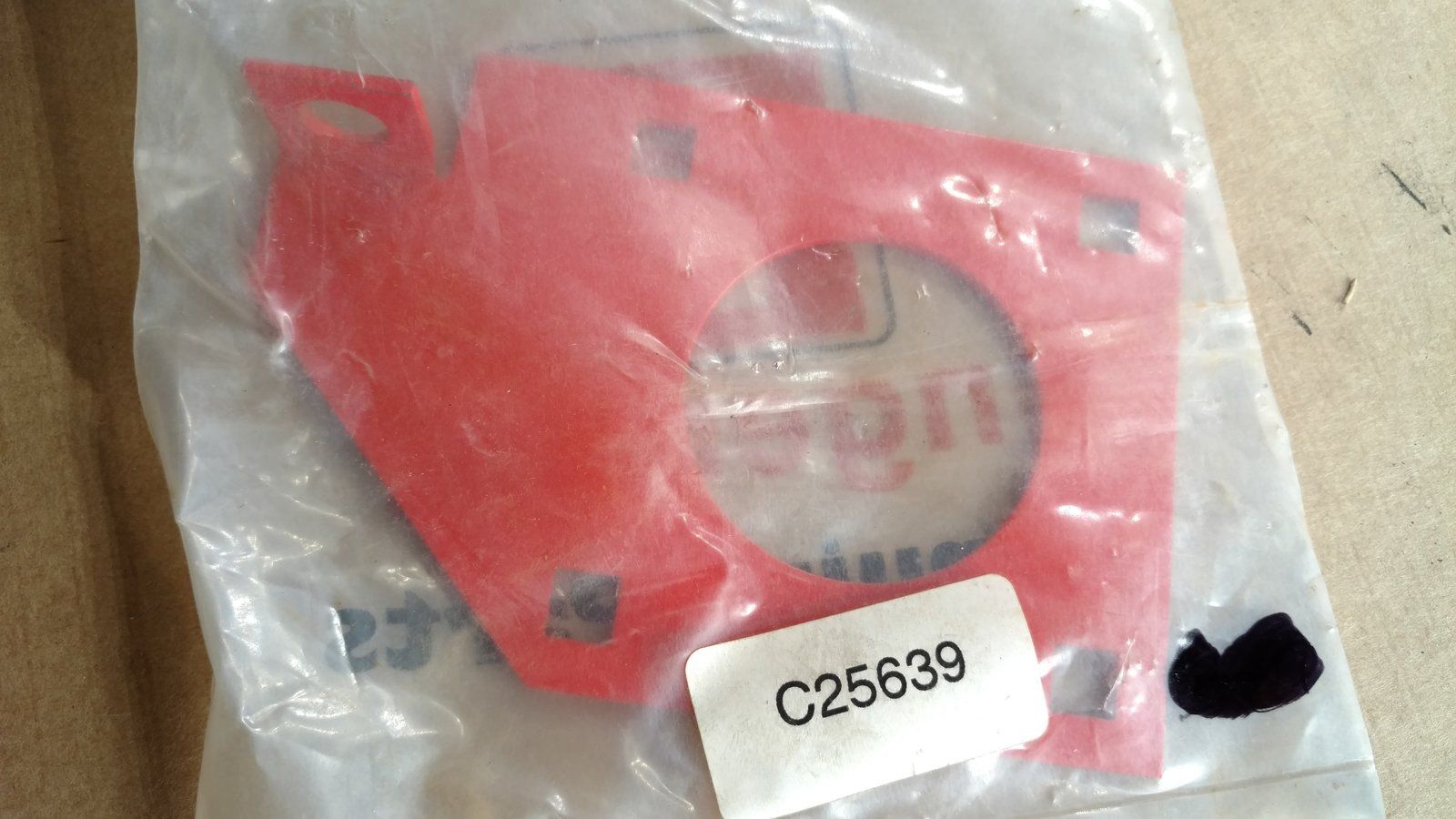C25639 PLATE - ADJUSTING (J-K-L-M48) - Ingersoll/Case Tractor Part