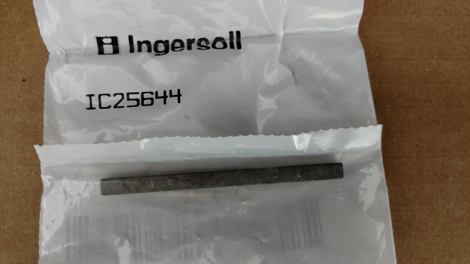 C25644 KEY SQ 3/16 X 2.75 - Ingersoll/Case Tractor Part