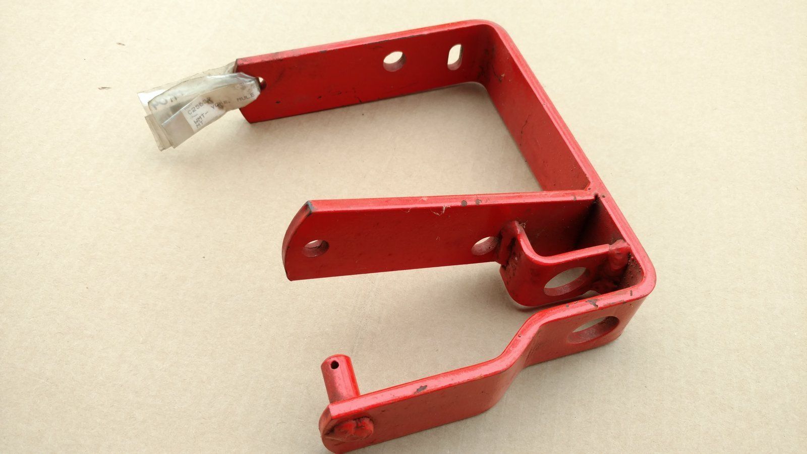 C25659 BRACKET MULE DRIVE J48 - Ingersoll/Case Tractor Part