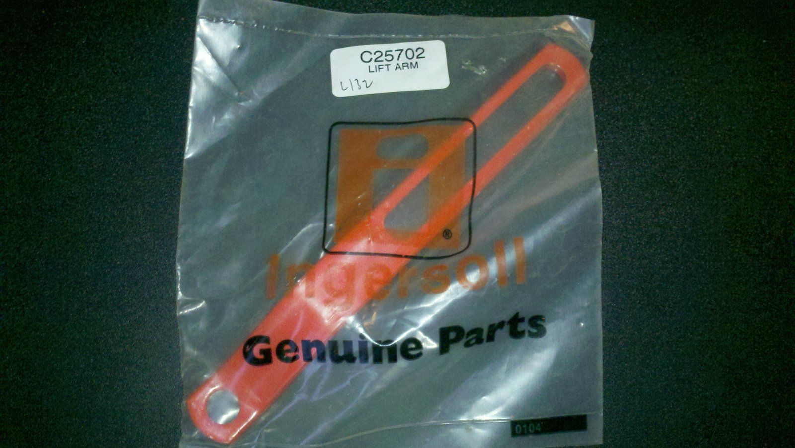 C25702 LIFT LINK RH 8-3/4