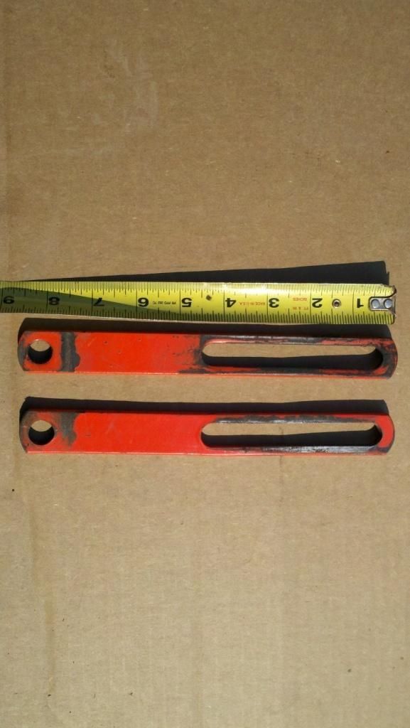 C25703 * USED * MOWER DECK LIFT LINK 400 4000 4200 SERIES - Ingersoll/Case Tractor Part