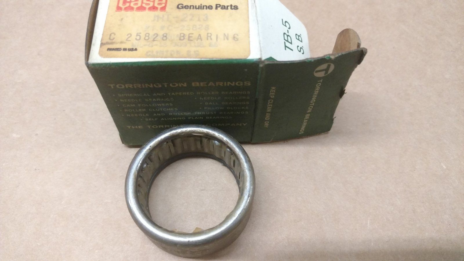 C25828 BEARING - ROLLER 220 - 222 - 224 - Ingersoll/Case Tractor Part