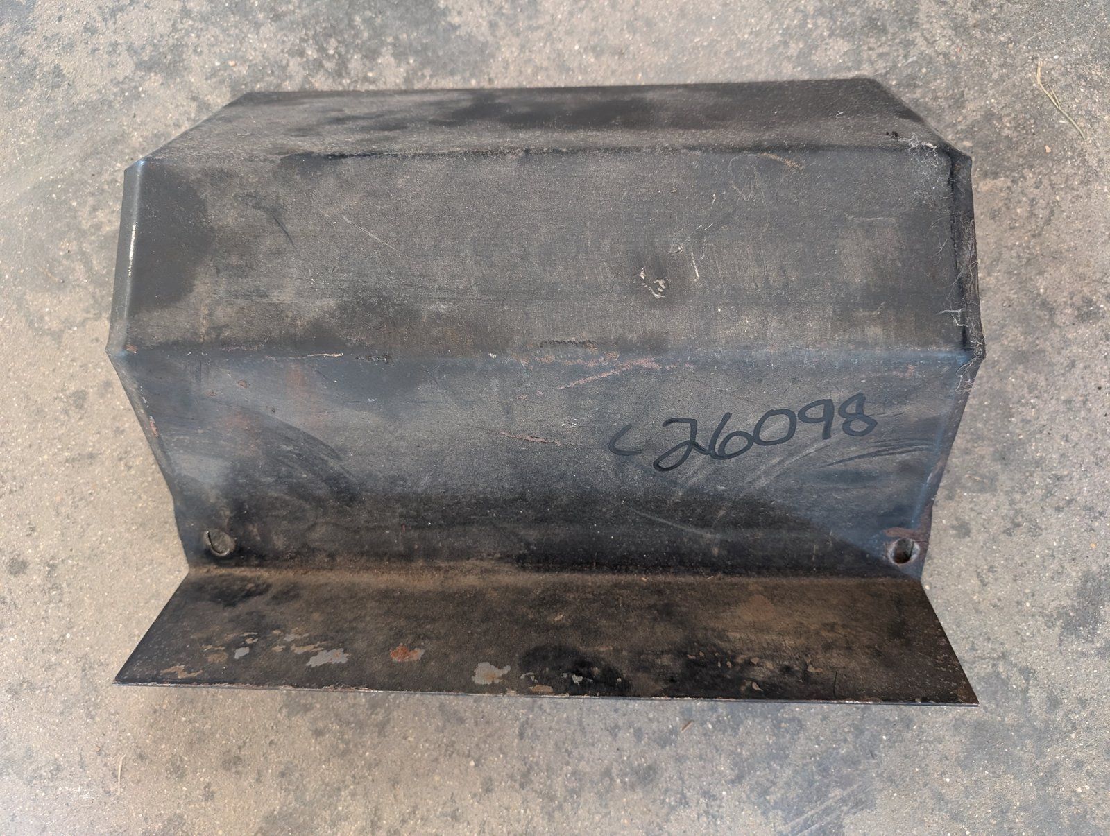 C26098 USED SHEILD - Ingersoll/Case Tractor Part