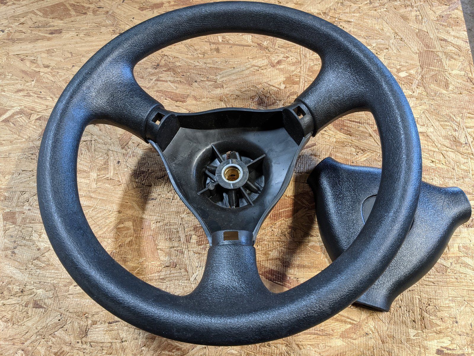 C26325 WHEEL - STEERING 14