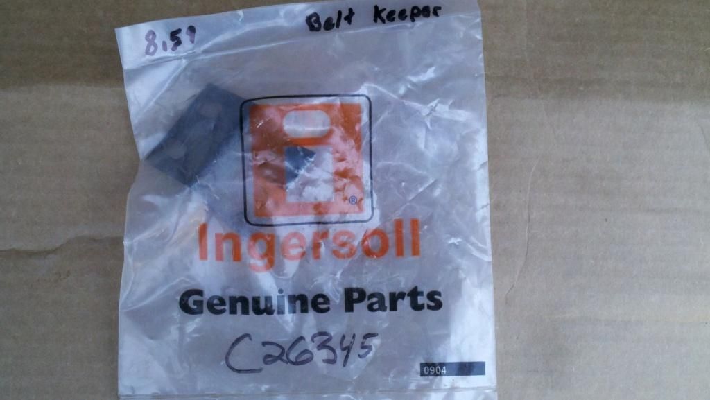 C26345 KEEPER - BELT 108/111/112/114/ - Ingersoll/Case Tractor Part