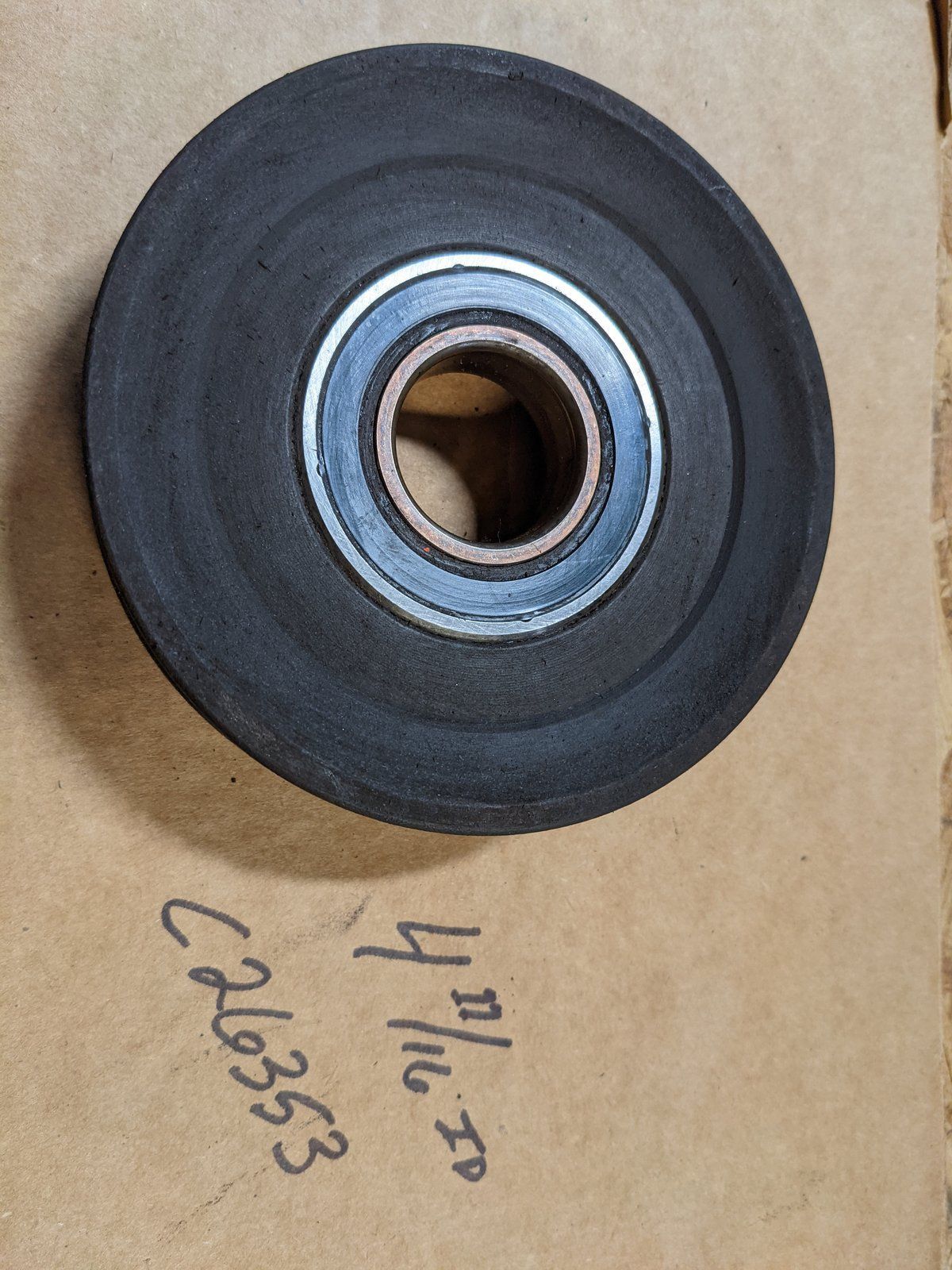C26353 USED PULLEY PTO WITH BEARING 4-11/16