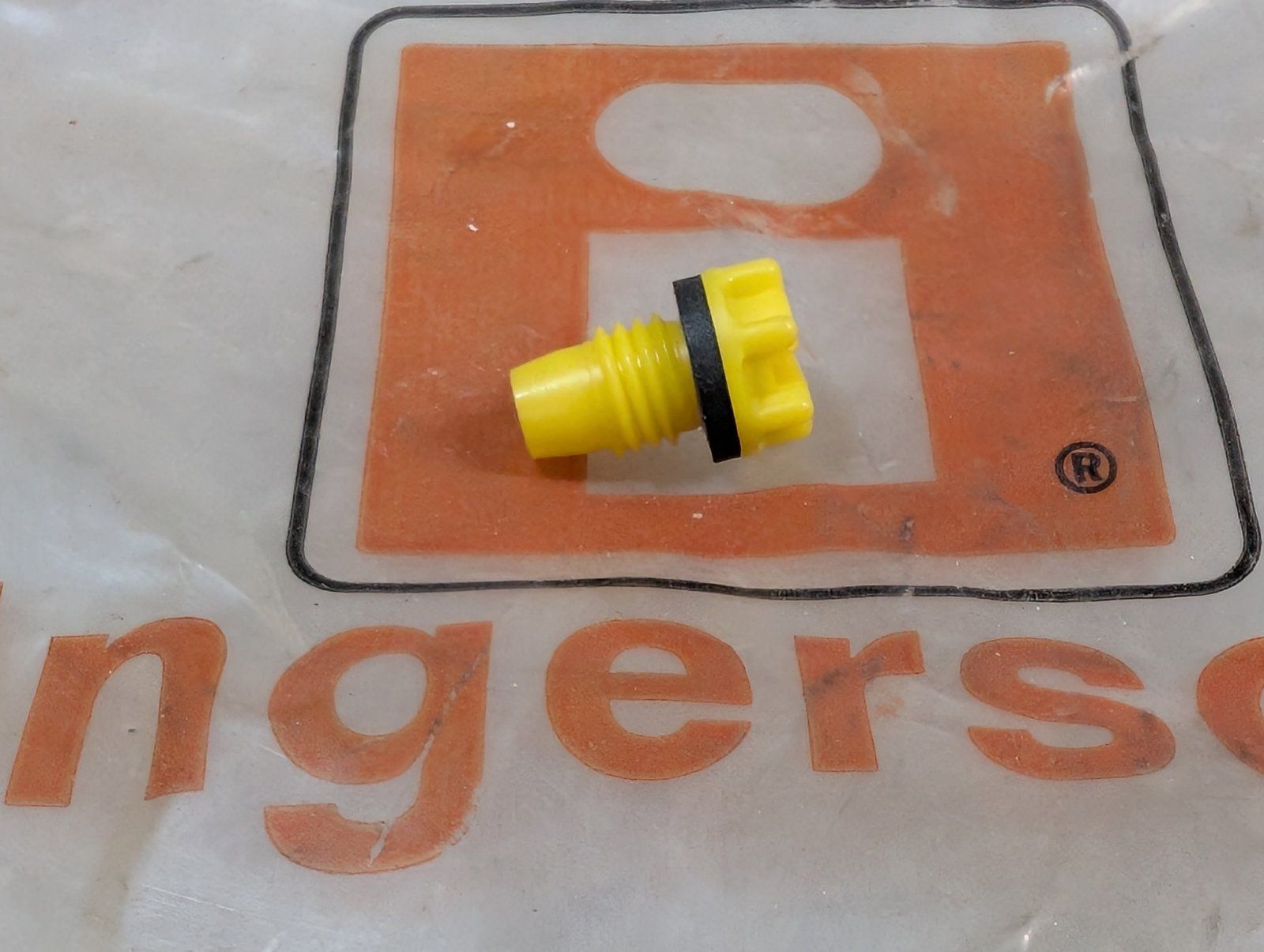 C26426 CAP BATTERY - Ingersoll/Case Tractor Part