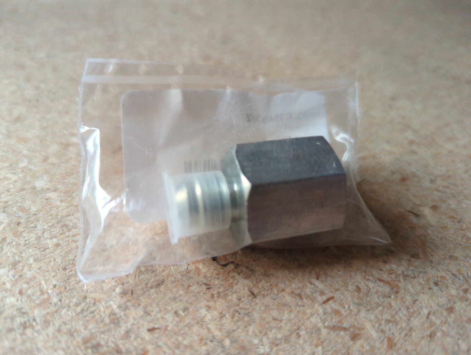 C26493-2 FITTING - Ingersoll/Case Tractor Part