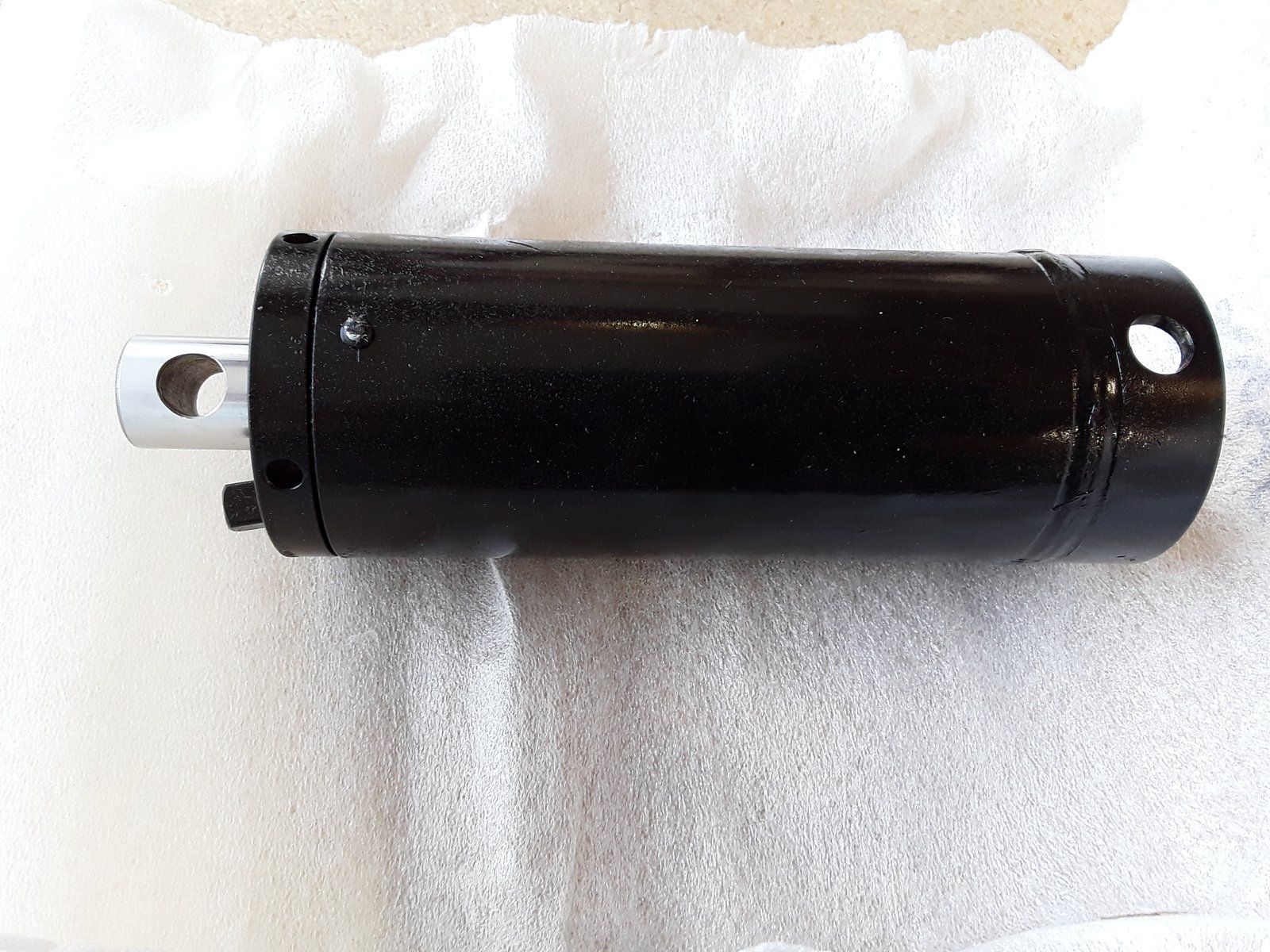 C26494 CYLINDER J26 LT26 - Ingersoll/Case Tractor Part