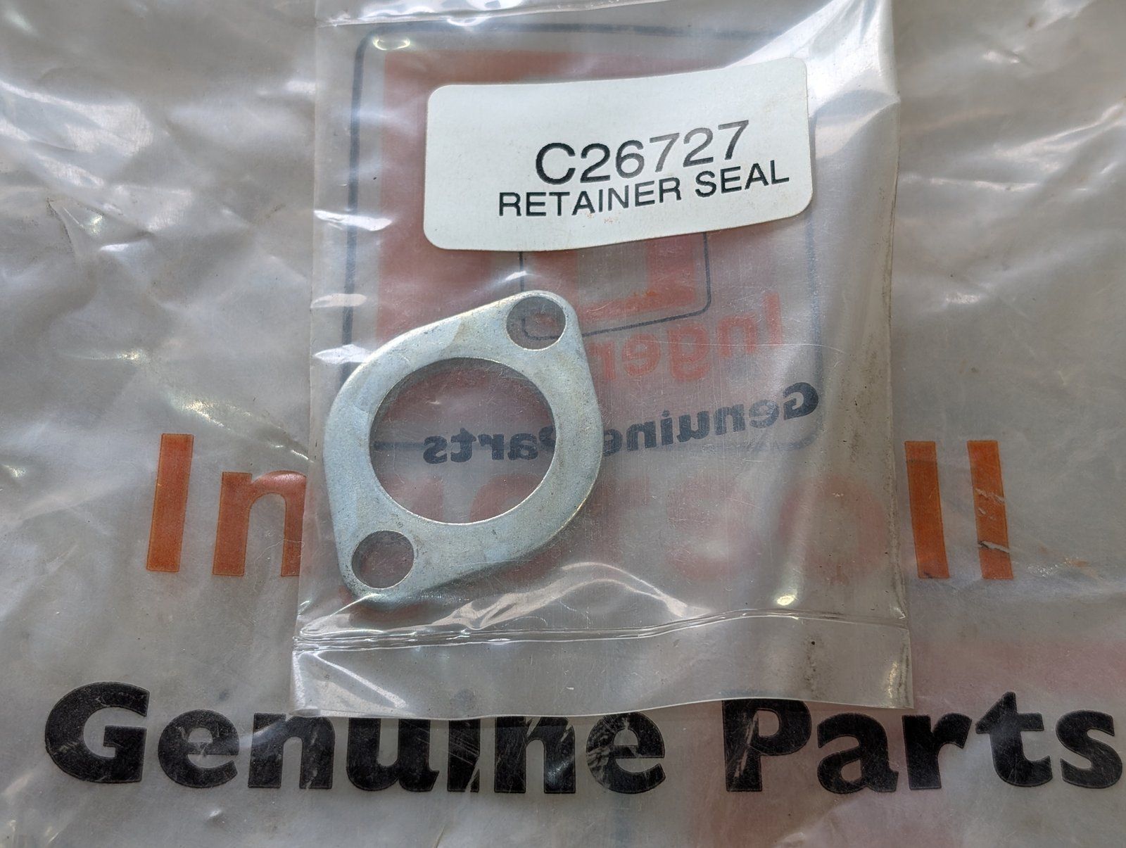 C26727 RETAINER - Ingersoll/Case Tractor Part