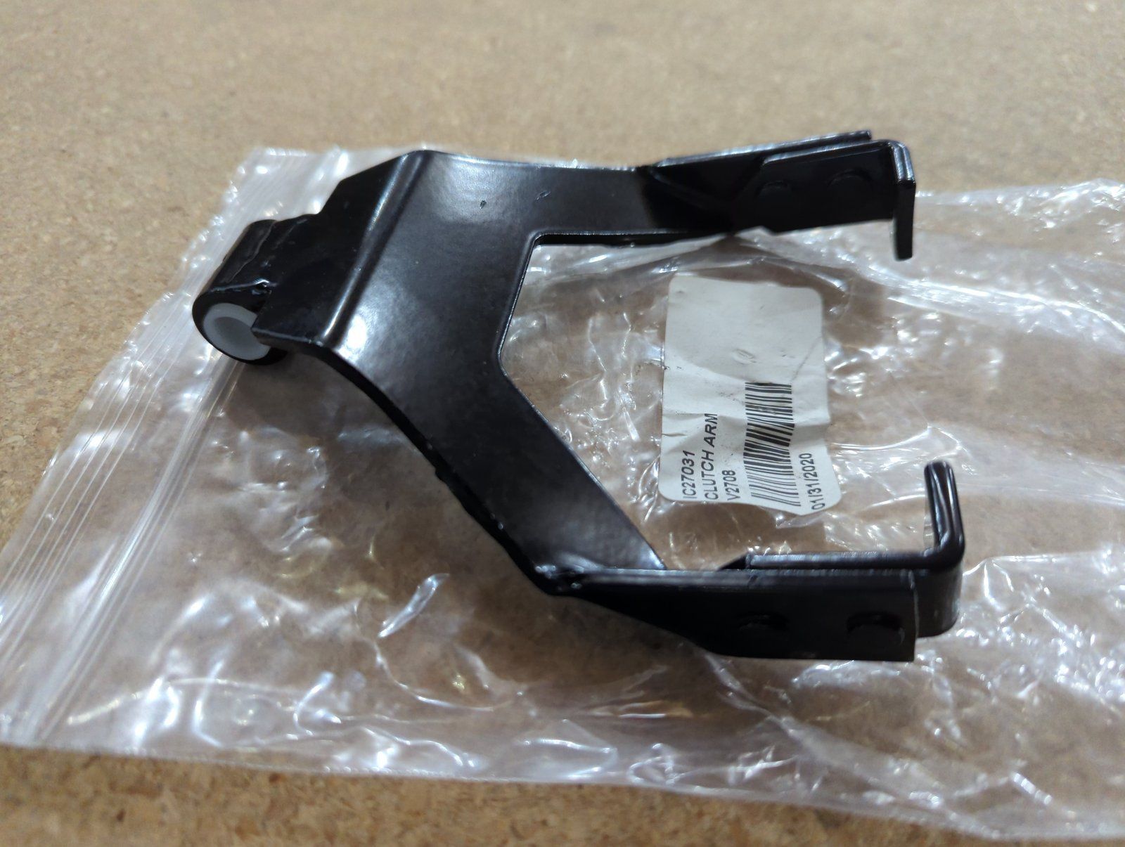 C27031 CLUTCH ARM - ONAN C23392 - Ingersoll/Case Tractor Part
