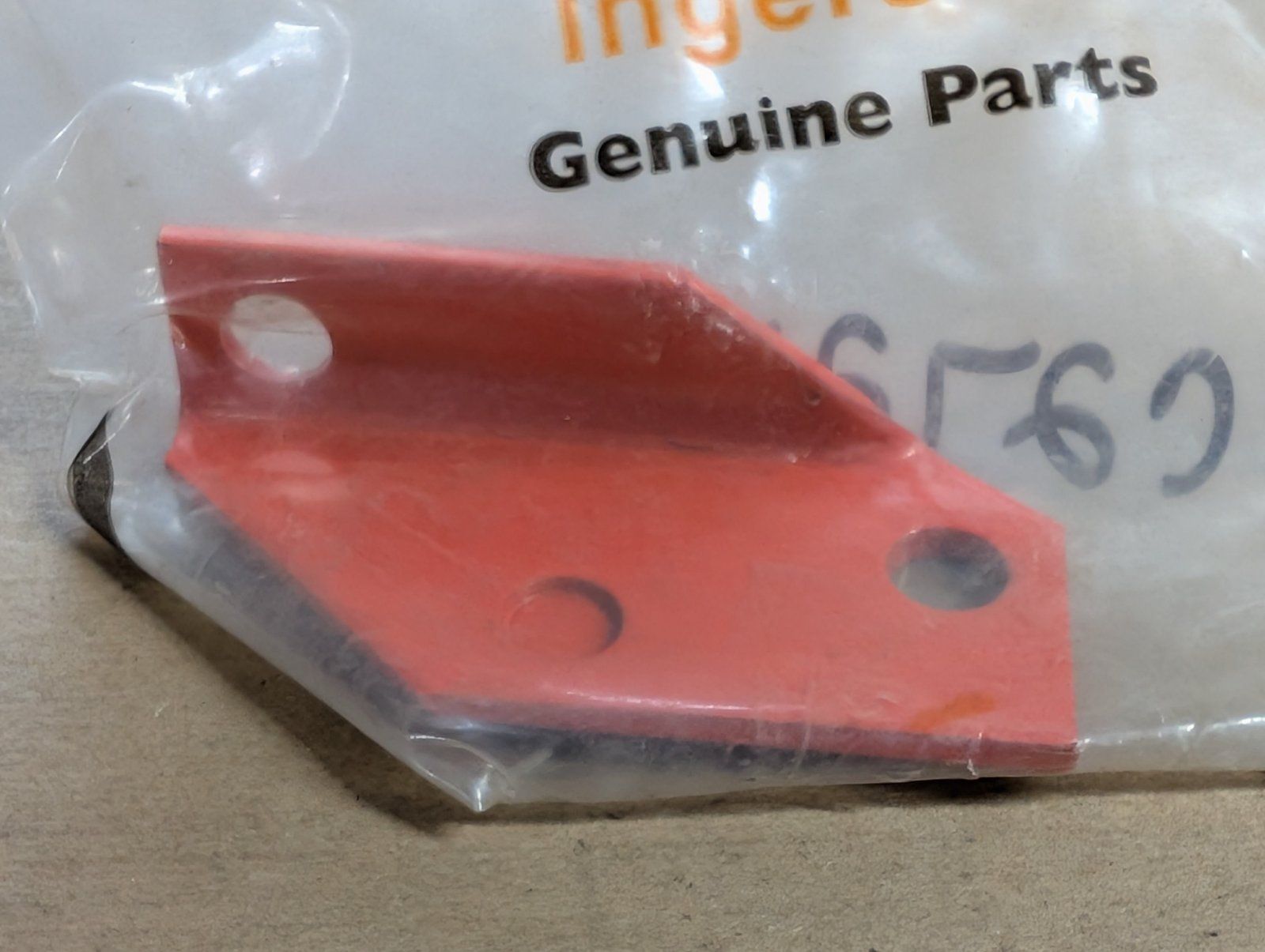 C27218 BRAKE ARM - Ingersoll/Case Tractor Part