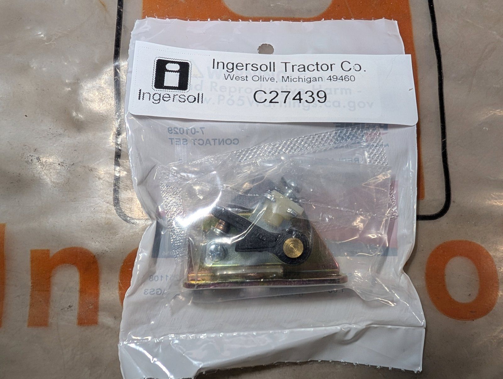 C27439 POINT SET KOHLER 4715003-S C24135 7-01029 - Ingersoll/Case Tractor Part