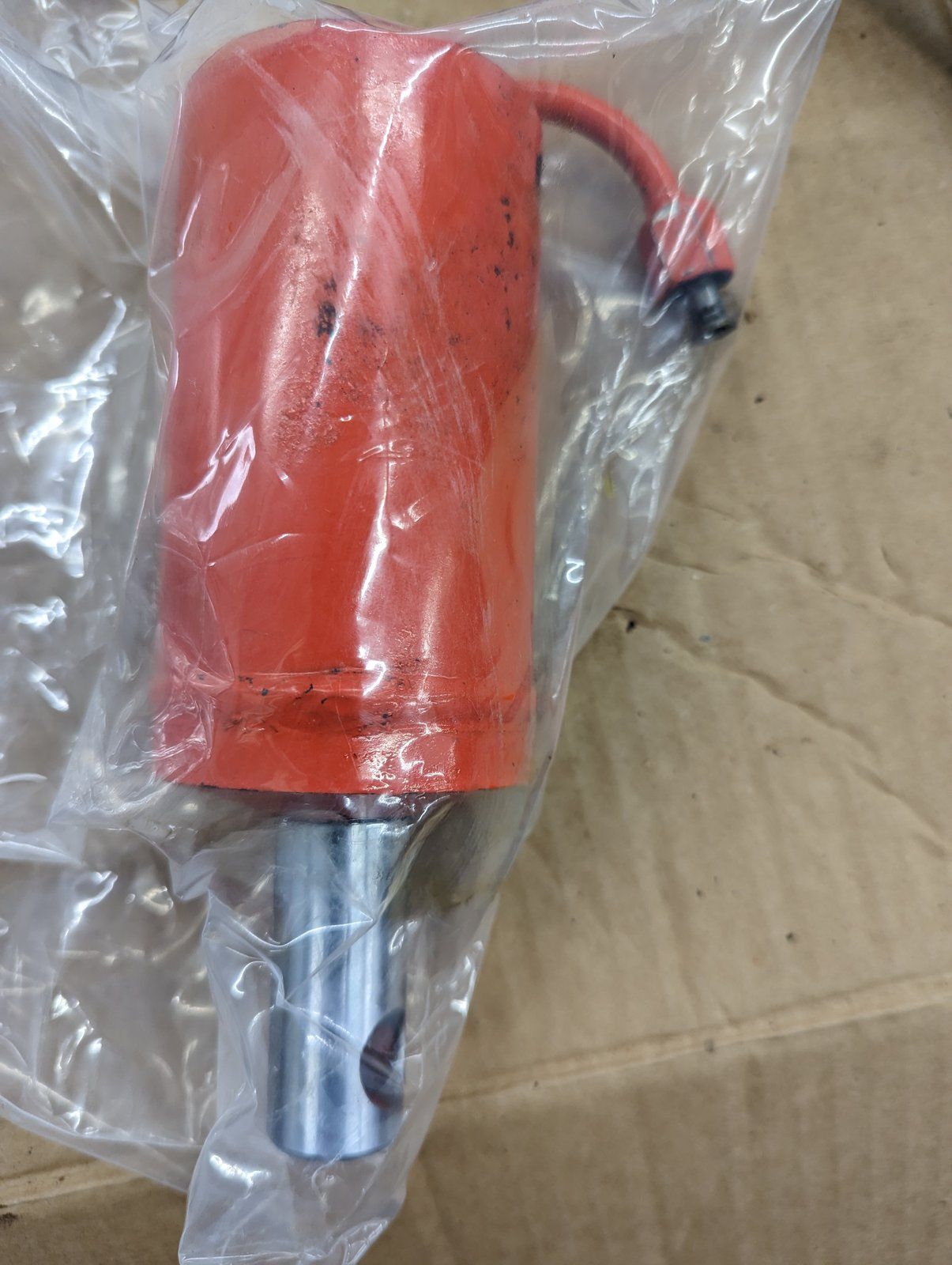 C27590 LABOR/PARTS REBUILD HYD LIFT CYLINDER C26493 - Ingersoll/Case Tractor Part