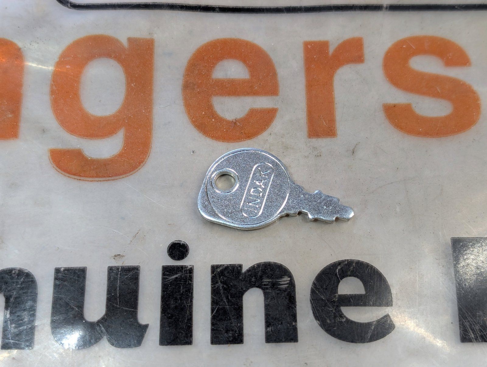 C27751 KEY METAL C32407 - Ingersoll/Case Tractor Part