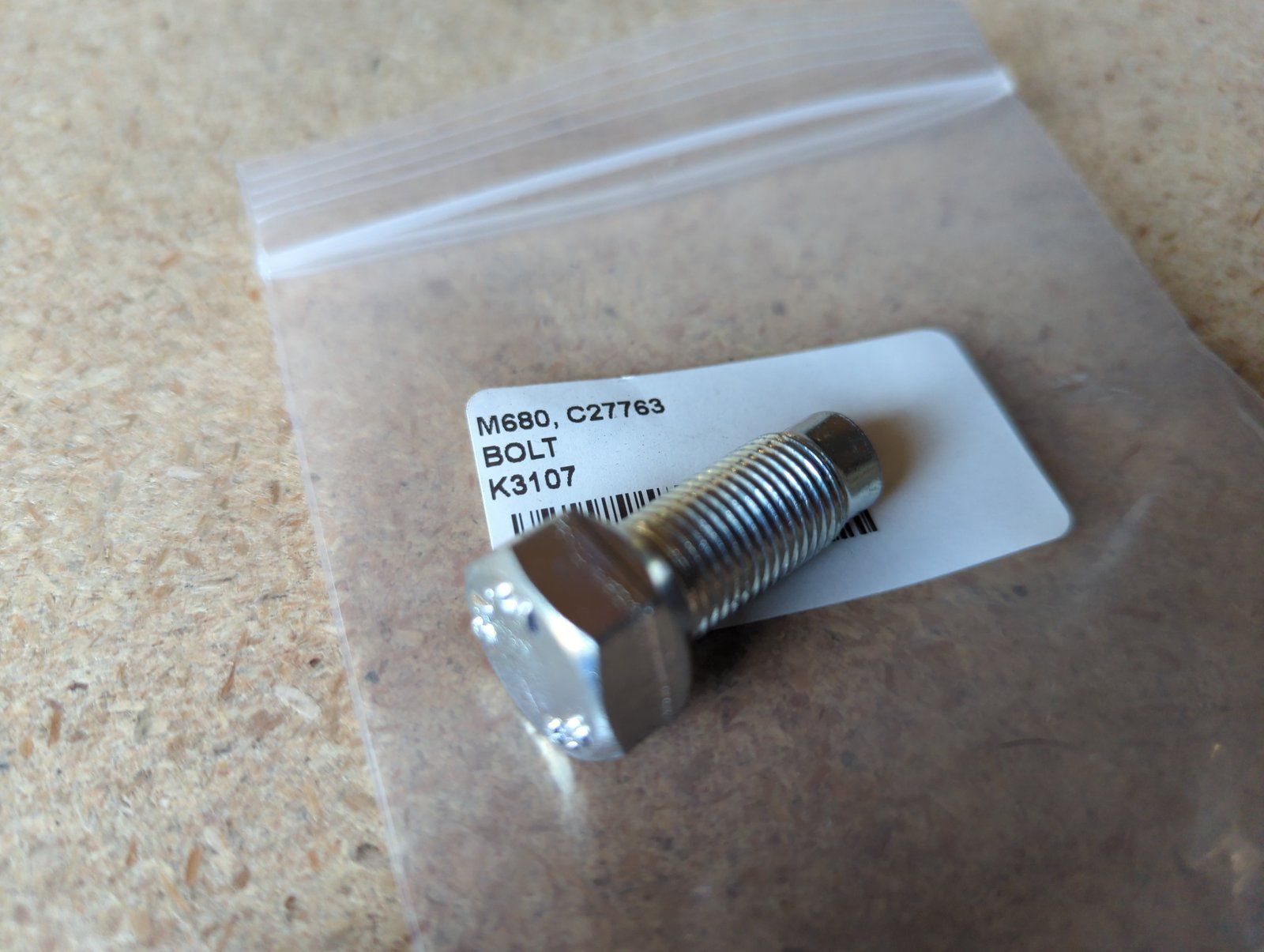 C27763 BOLT - LUG 1/2x20x1.22 90 DEG ZP - Ingersoll/Case Tractor Part