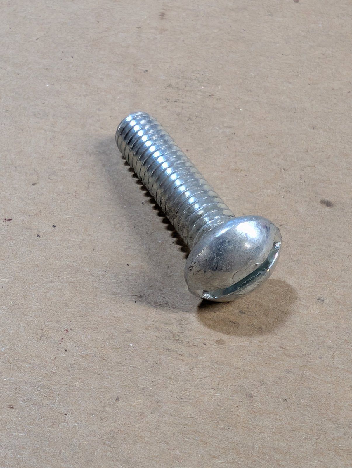 C27764 SCREW 5/16-8 X 1-1/4 - Ingersoll/Case Tractor Part