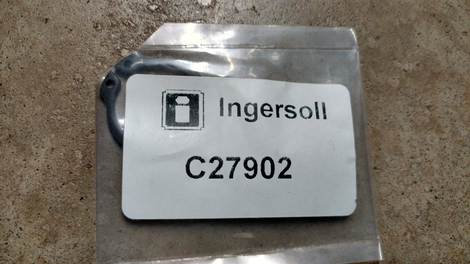 C27902 RING - SNAP .98 EXT'L TRUARC 5160-98 - Ingersoll/Case Tractor Part