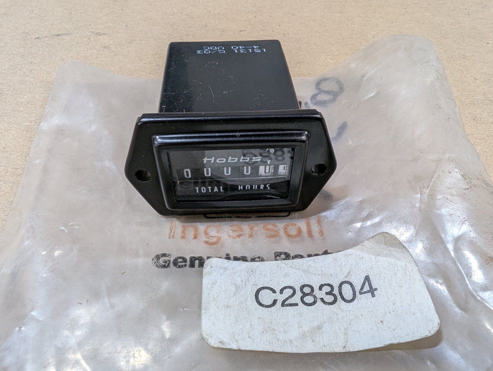 C28304 HOUR METER RECTANGLE - Ingersoll/Case Tractor Part