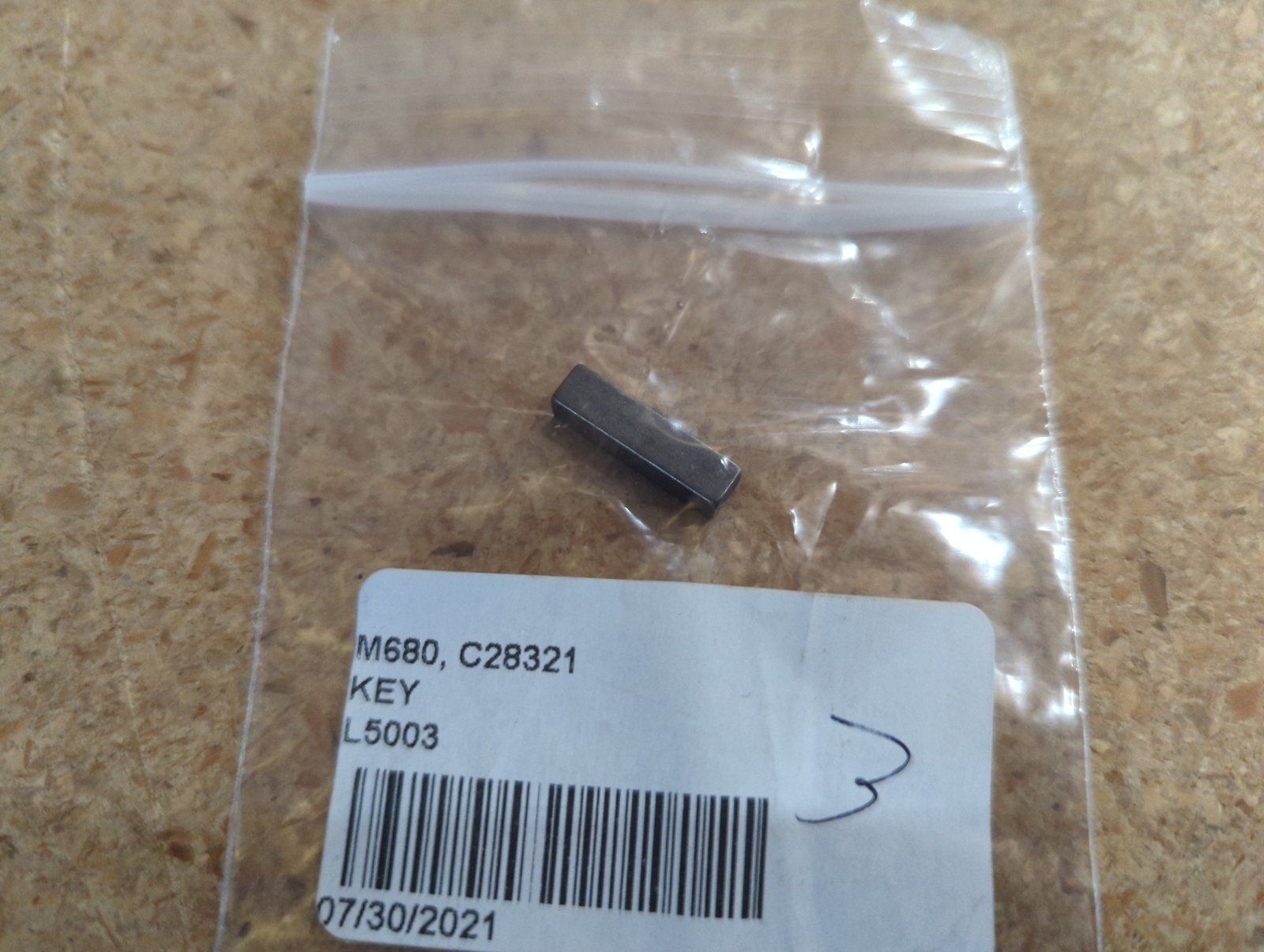 C28321 KEY 1/4" SQUARE x 3/4" - Ingersoll/Case Tractor Part